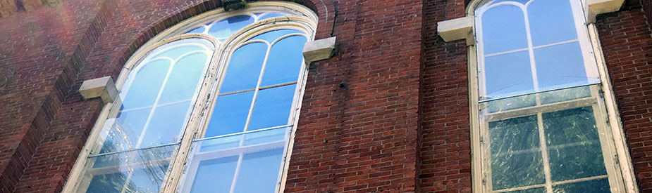 Putnam Block - Courthouse Building, windows